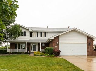 19512 Edgebrook Ln, Tinley Park, IL 60487