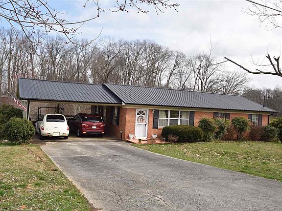 3rd image of 321 Flemings Dr