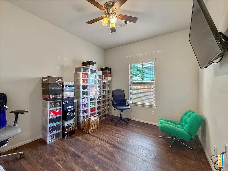 214 Marathon St — Photo 10