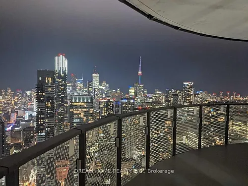 11 Wellesley St W Photo 1