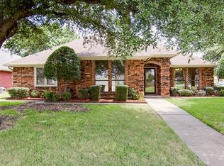 5600 Havana Dr, North Richland Hills, TX 76180
