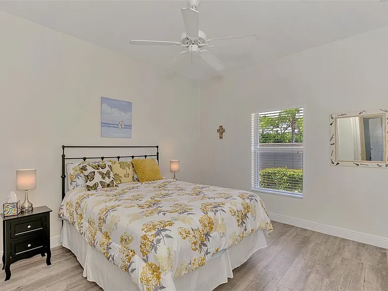 900 Park Place Dr — Photo 44