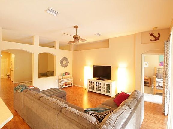 4th image of 4036 Marchmont Blvd