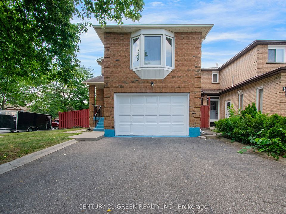 1st image of 1 Candy Cres
