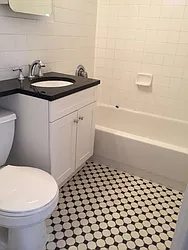 Rented by Metropolis Real Estate of Manhattan