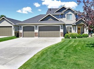 1710 N Willow Glen Pl, Star, ID 83669