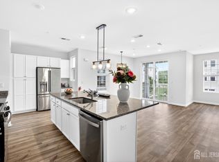 728 Station Rd, Dunellen, NJ 08812