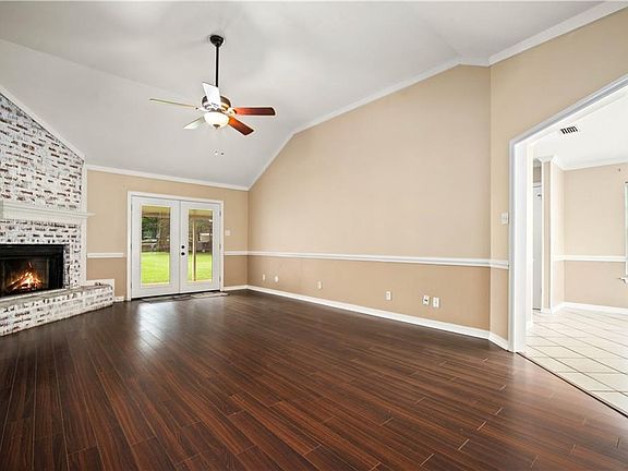 4th image of 3014 Olde Gate Rd
