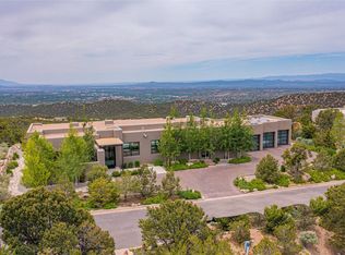 1168 S Summit Dr, Santa Fe, NM 87501