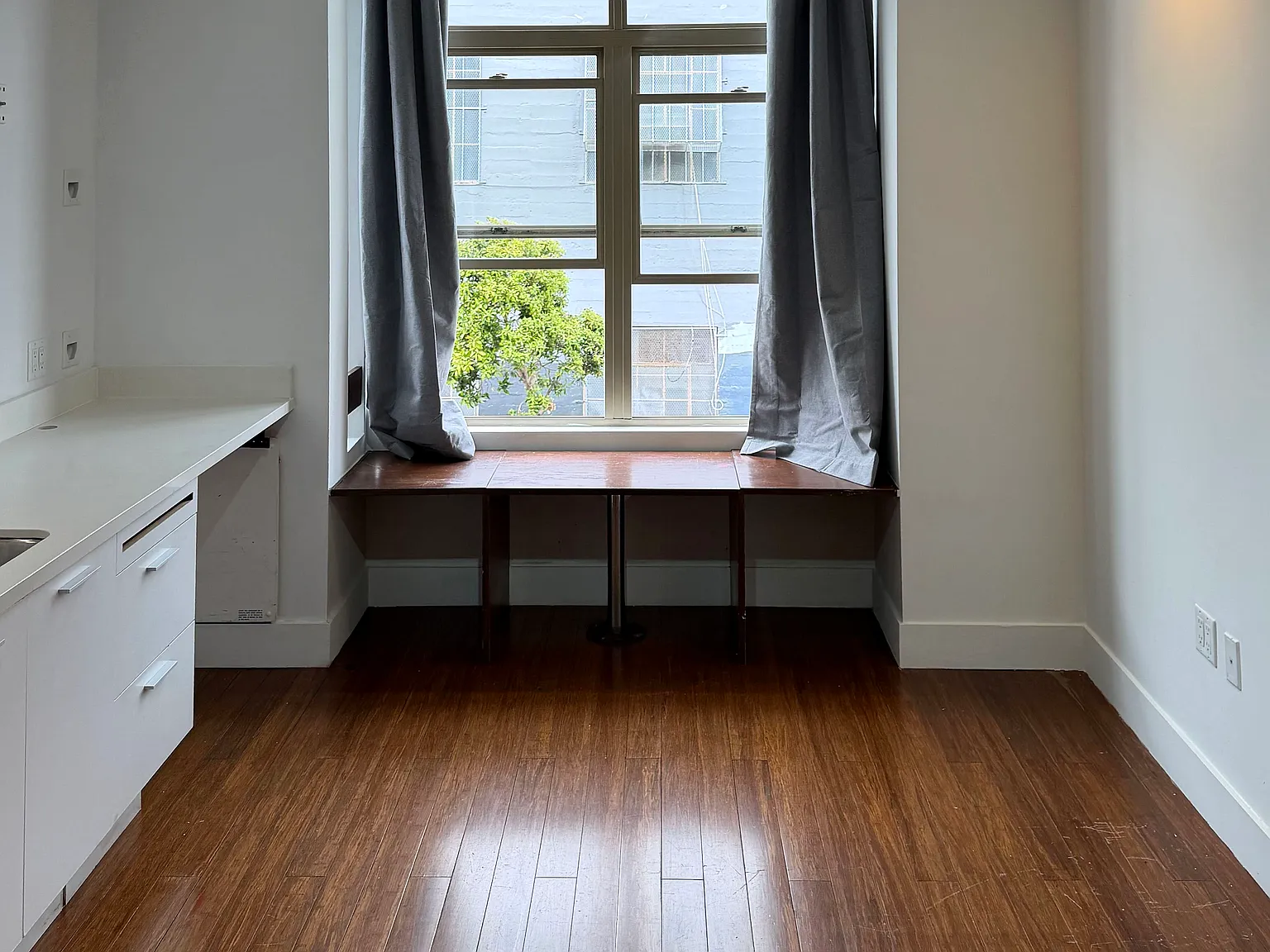 Studio, 295 sqft, $1,995 — Photo 1