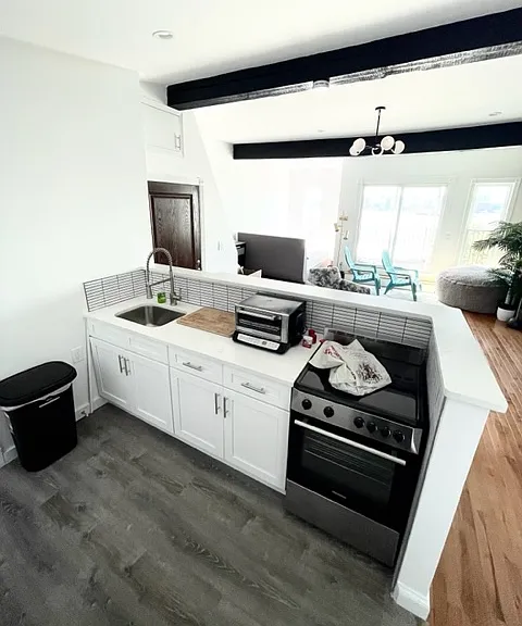 2 Brigham St #3L — Photo 3