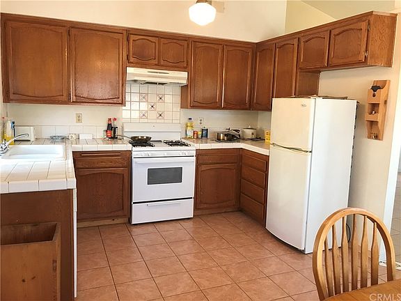 3rd image of 15355 Julie Ave