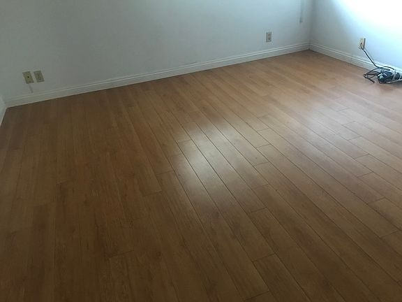 3rd image of 901 Golden Springs Dr Unit A9