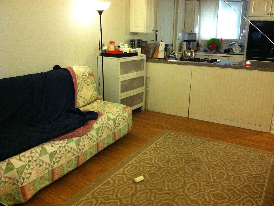 2nd image of 711 Oswego Ave