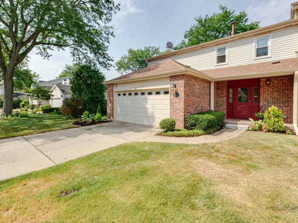 602 Dunsten Cir, Northbrook, IL 60062