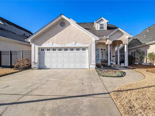 102 Prestwick Way S, Stockbridge, GA 30281