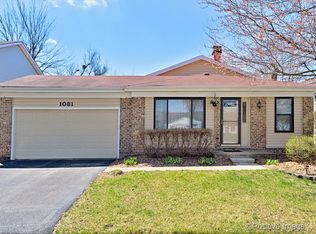 1081 Foxworth Blvd, Lombard, IL