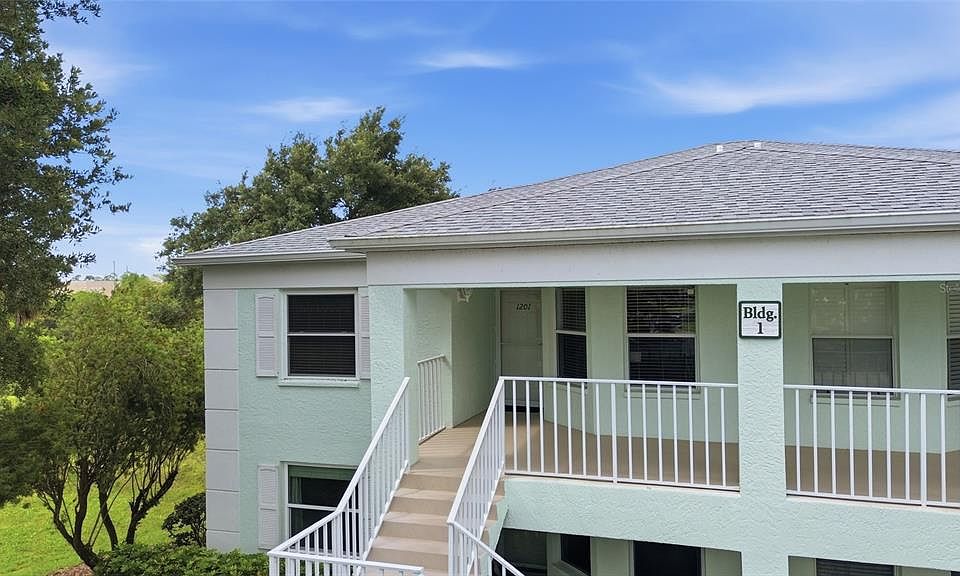 1st image of 5725 GREENWOOD AVENUE #1201