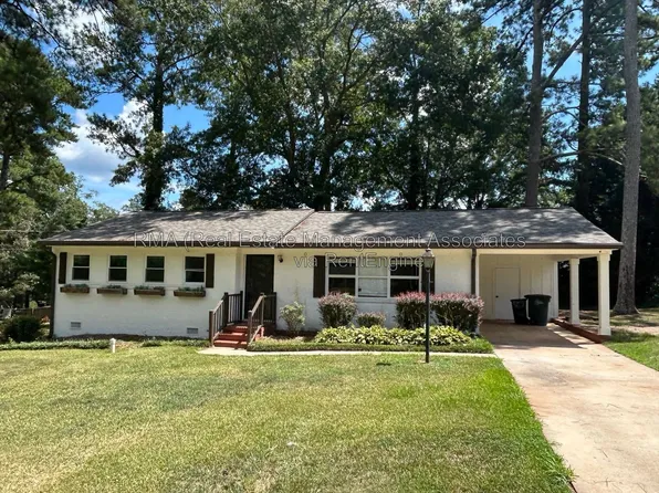 216 Hillandale Dr, Griffin, GA 30224