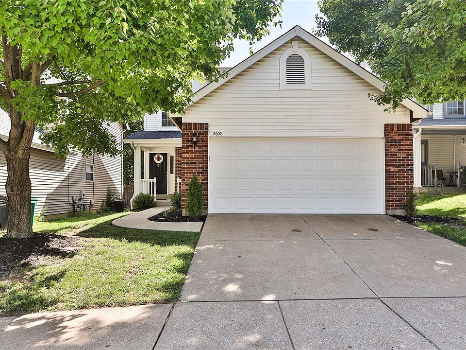 1st image of 2608 Porter Ave