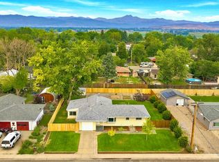 12721 Woodland Dr, Longmont, CO 80504