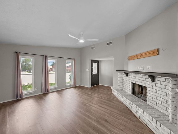 3rd image of 4017 Engleman St