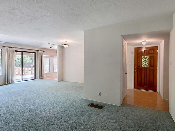 5th image of 3828 French Ave