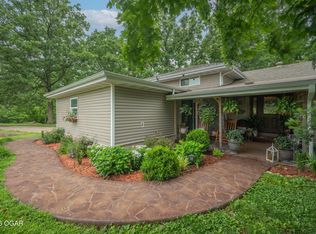 19082 Norway Rd, Neosho, MO 64850