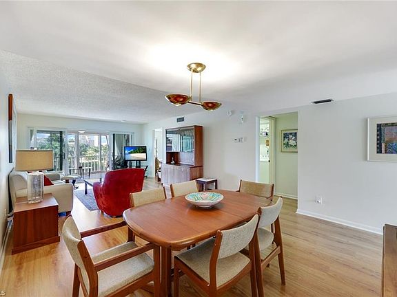 4th image of 4200 Belair LN #302