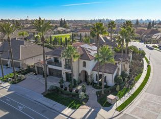 1639 E Clubhouse Dr, Fresno, CA 93730