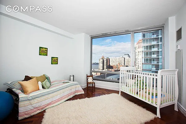 Sold by Compass | media 6