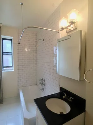 Rented by Sovereign Associates | media 16