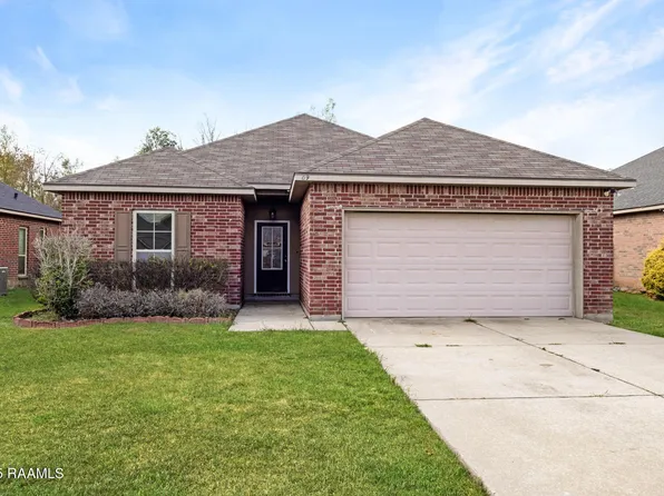 109 Sunny Oak Trl, Carencro, LA 70520