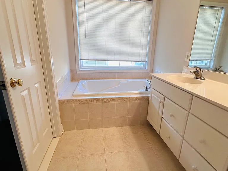 2416 Terra Cotta Cir — Photo 12