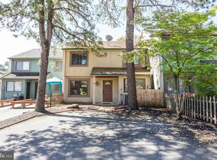 9 Queen Anne Ct, Marlton, NJ 08053