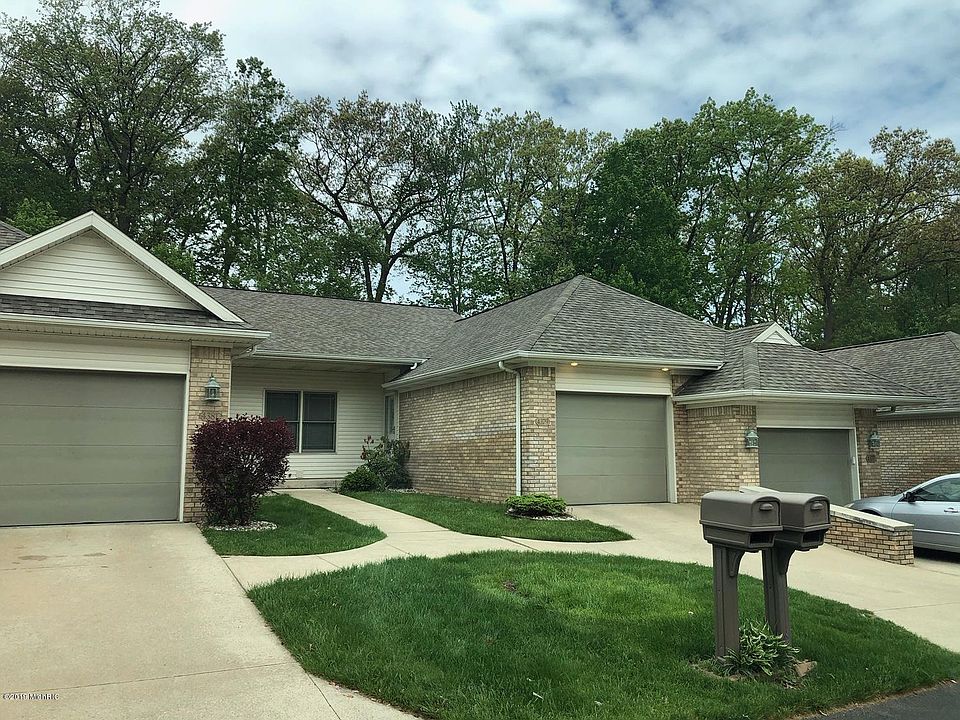 1st image of 4379 Idlewood Dr SW #15