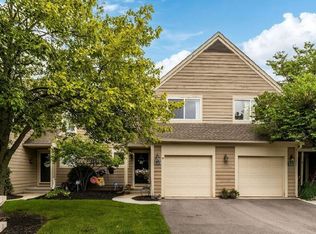 3385 Fishinger Mill Dr, Hilliard, OH 43026