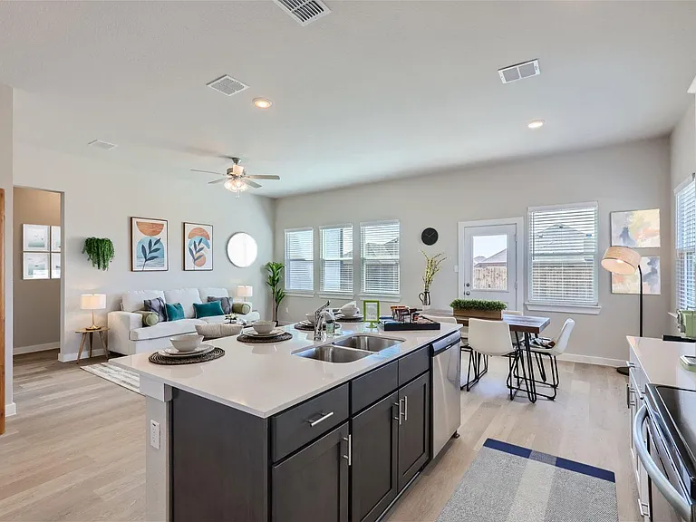 The Residences at Fresh Meadows — Photo 39