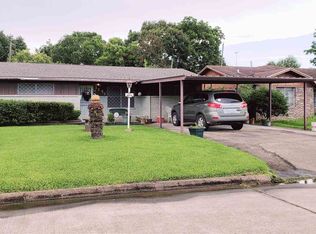 3235 Worcester St, Beaumont, TX 77705