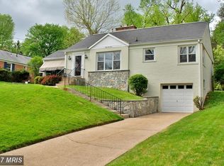 4605 Roxbury Dr, Bethesda, MD 20814