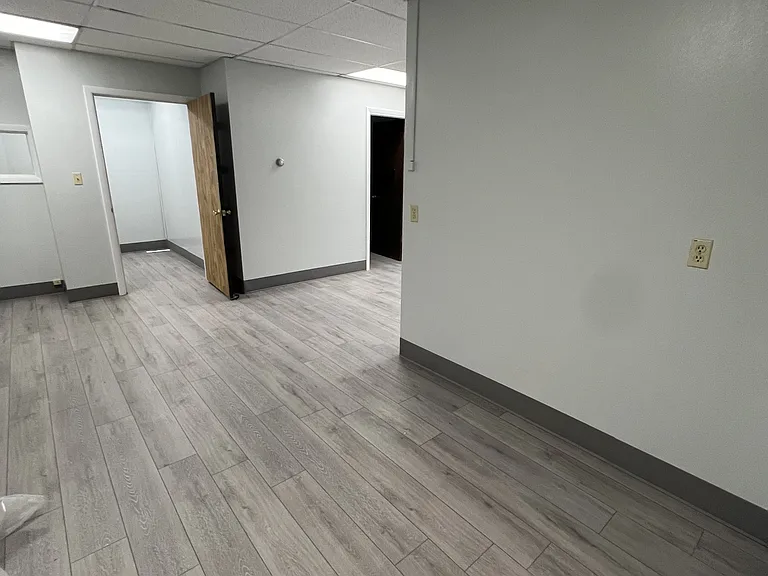 220 E Edison St #1 — Photo 7