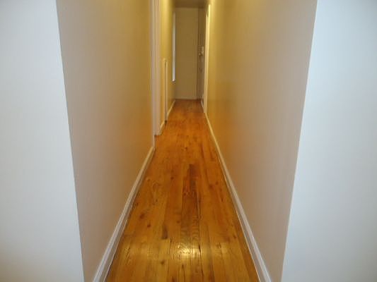 4th image of 524 Lafayette Ave APT 4