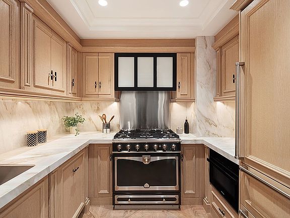 4th image of 27 E 79th St #5
