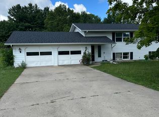 3209 Princeton Ct, Traverse City, MI 49684