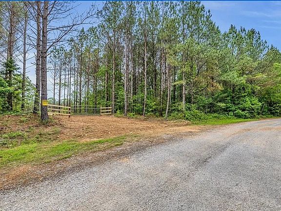 4th image of 112 Cabin Rd