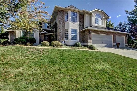1st image of 336 W Thornberry Dr