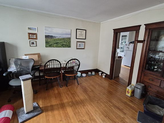 4th image of 14 Centre St #1C