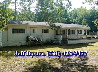 1982 W Sandborn River Ave, Baldwin, MI 49304