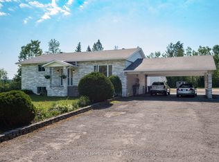 68 Chenier Rd, Papineau Cameron, ON P0H 1V0