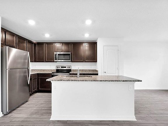5th image of 358 SE Bayview Terrace